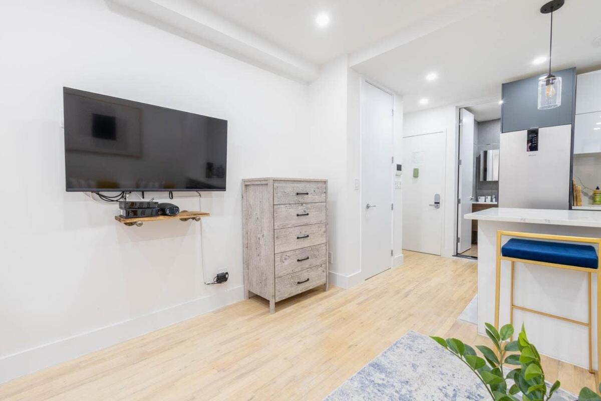 1597-13 I Brand New Prime Upper East * Nova York